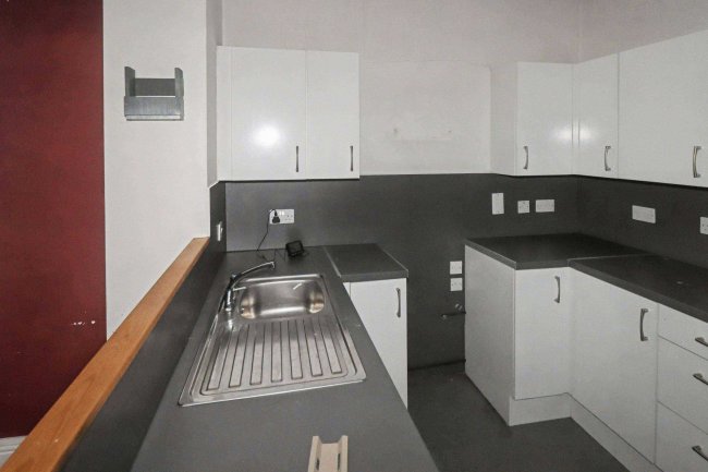 35 Mona Street, Slaithwaite, Huddersfield, West Yorkshire, HD7 5EJ 93