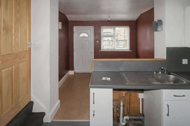 35 Mona Street, Slaithwaite, Huddersfield, West Yorkshire, HD7 5EJ 93