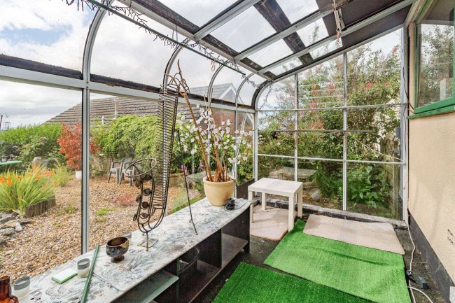 120 High Street, Stoke-on-Trent ST7 8BQ 1