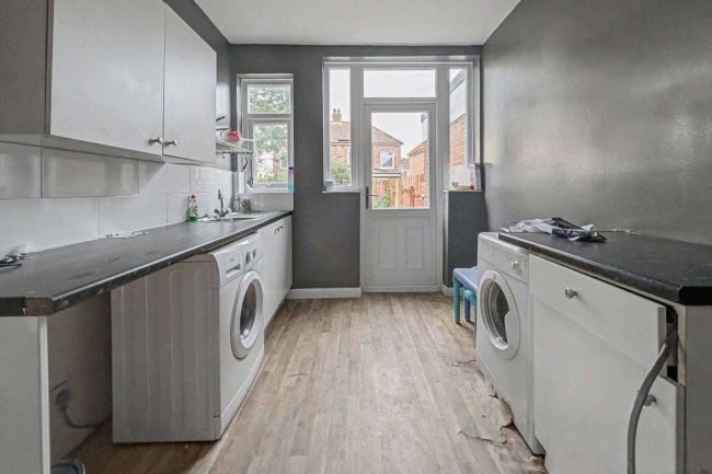 7 Doxford Gardens, Newcastle upon Tyne, NE5 3LU 6