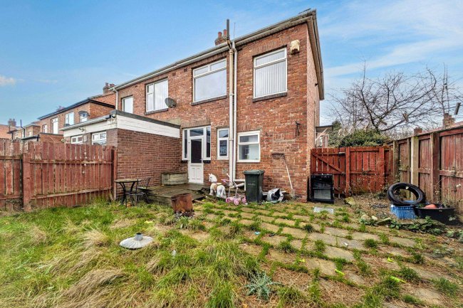 7 Doxford Gardens, Newcastle upon Tyne, NE5 3LU 6