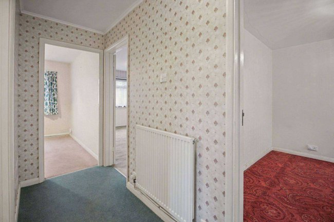 Flat 1 Woodglen, Bishopsford Road, Morden, SM4 6AW 6