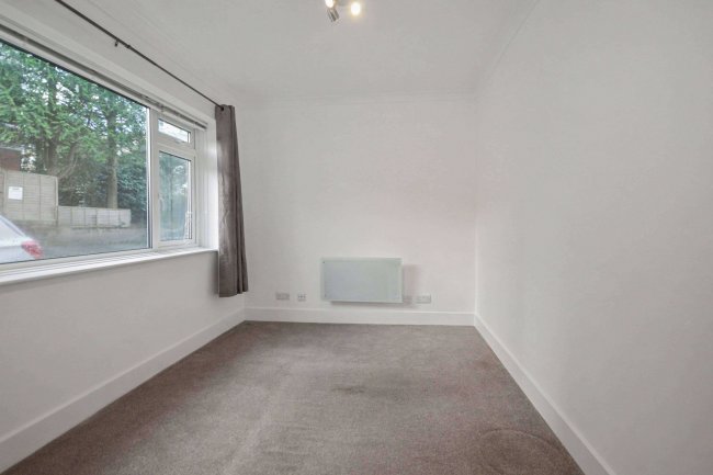 Flat 6 Beaumont Court, 2 Boscombe Spa Road, Bournemouth, Dorset, BH5 1AU 81