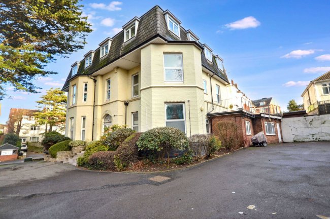 Flat 6 Beaumont Court, 2 Boscombe Spa Road, Bournemouth, Dorset, BH5 1AU 81