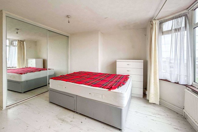 3 Seaview Estate, Brighton, East Sussex, BN42 4AS 3