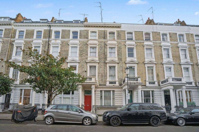 13a Arundel Gardens, Notting Hill, London W11 2LN 94