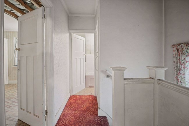 3 Forest Road, Sutton, SM3 9NT 3