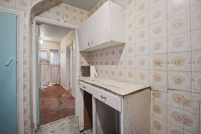 3 Forest Road, Sutton, SM3 9NT 3