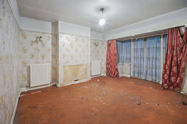 3 Forest Road, Sutton, SM3 9NT 3