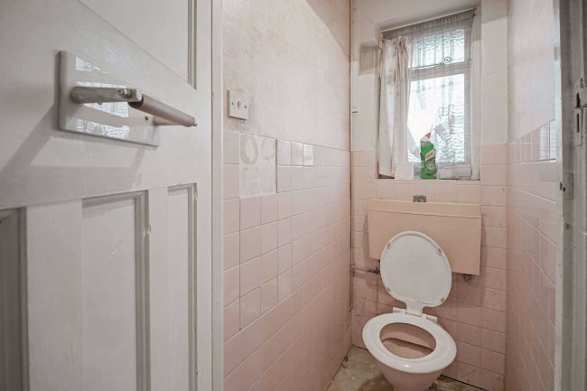 3 Forest Road, Sutton, SM3 9NT 3