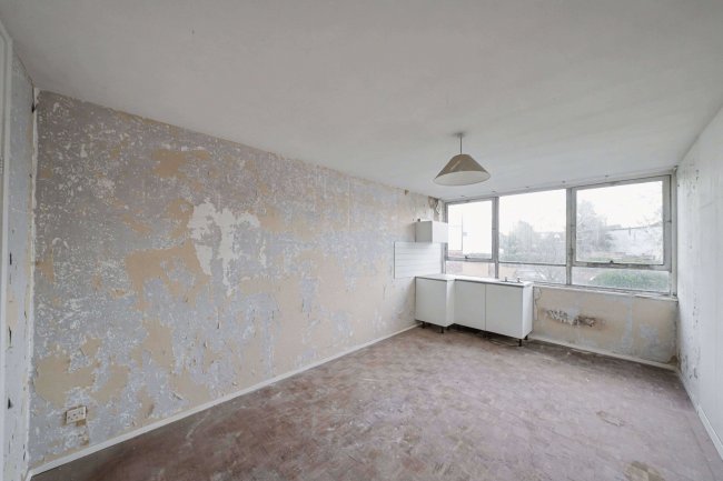 8 Howmic Court, Arlington Road, Twickenham, TW1 2BD 7