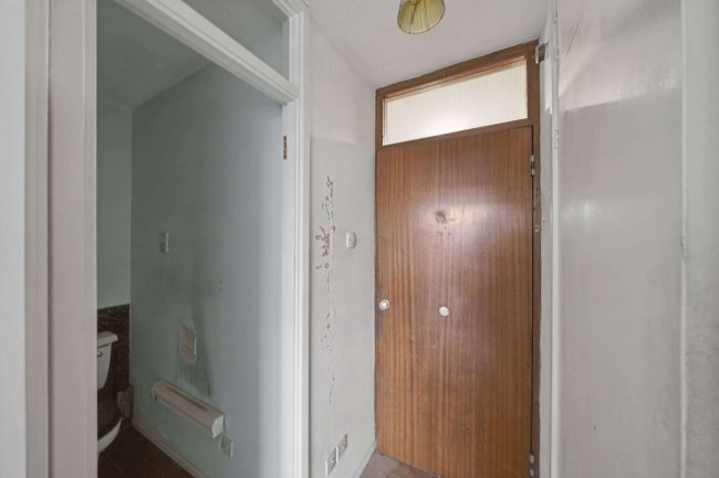 8 Howmic Court, Arlington Road, Twickenham, TW1 2BD 7