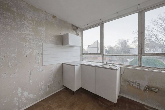 8 Howmic Court, Arlington Road, Twickenham, TW1 2BD 7