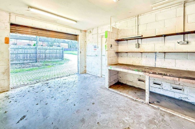 Sandy Close Depot, Sandy Close, Great Linford, Milton Keynes, MK14 5EE 84