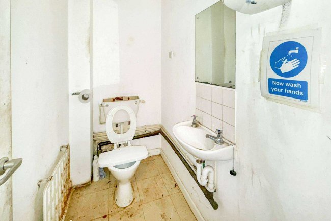 Sandy Close Depot, Sandy Close, Great Linford, Milton Keynes, MK14 5EE 84