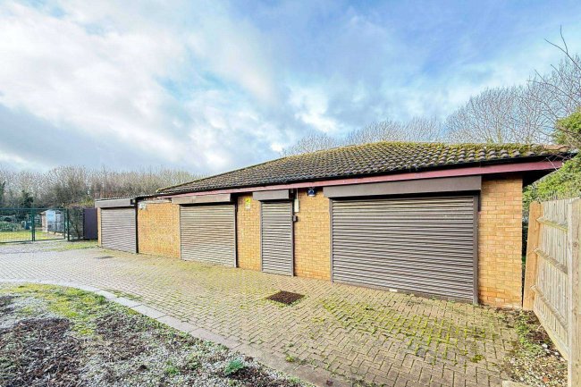 Sandy Close Depot, Sandy Close, Great Linford, Milton Keynes, MK14 5EE 84