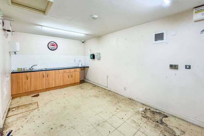 Sandy Close Depot, Sandy Close, Great Linford, Milton Keynes, MK14 5EE 84