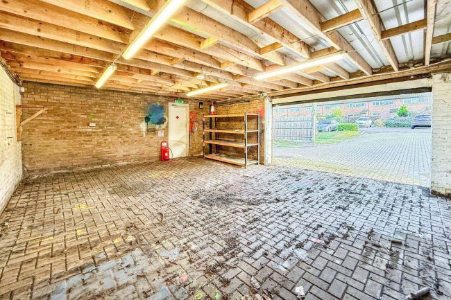 Sandy Close Depot, Sandy Close, Great Linford, Milton Keynes, MK14 5EE 84