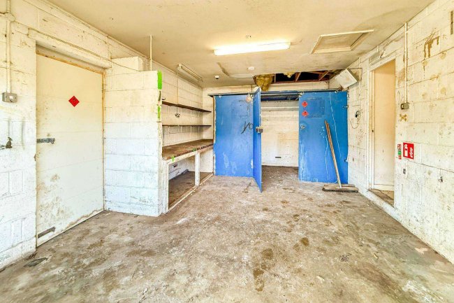 Sandy Close Depot, Sandy Close, Great Linford, Milton Keynes, MK14 5EE 84