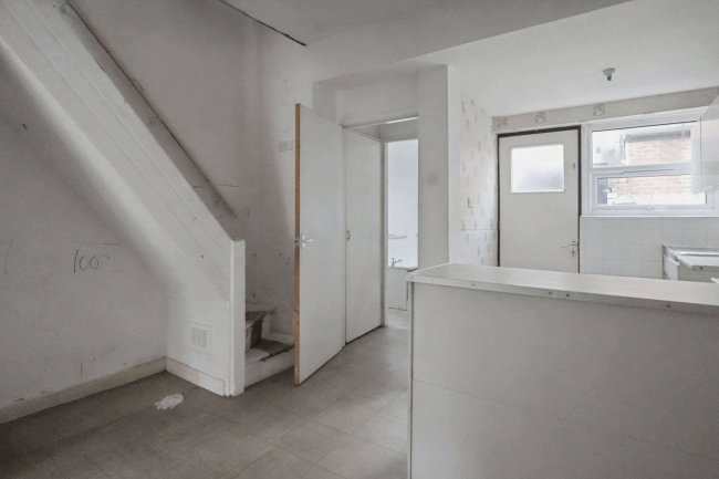 15 Southgate Road, Liverpool L13 5XY 17