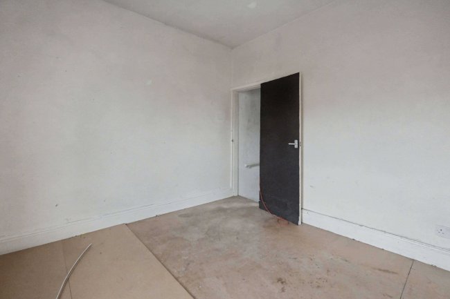 15 Southgate Road, Liverpool L13 5XY 17