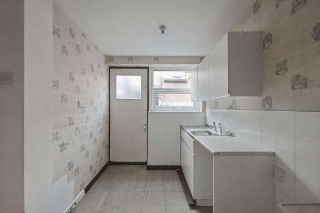 15 Southgate Road, Liverpool L13 5XY 17