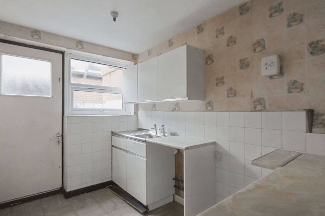 15 Southgate Road, Liverpool L13 5XY 17