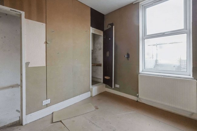 15 Southgate Road, Liverpool L13 5XY 17