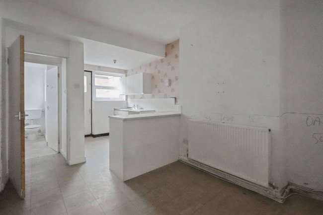 15 Southgate Road, Liverpool L13 5XY 17