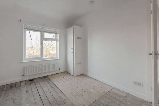 33 Callington Close, Liverpool L14 8XP 26