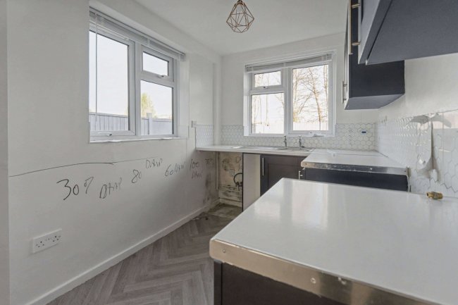 33 Callington Close, Liverpool L14 8XP 26