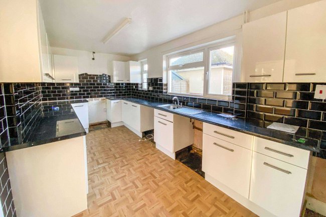 34 Broad Town Road, Broad Town, Swindon SN4 7RB 89