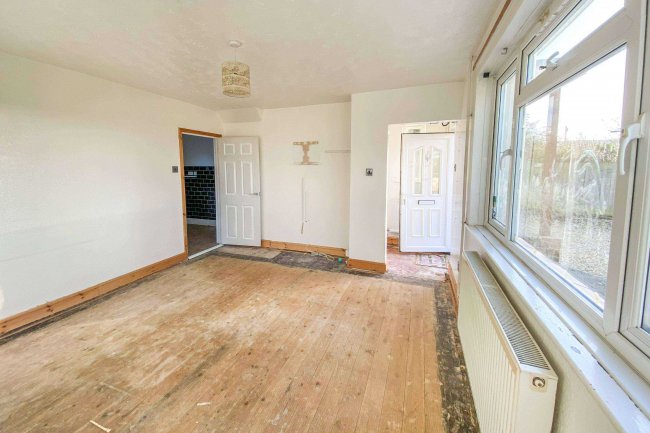 34 Broad Town Road, Broad Town, Swindon SN4 7RB 89