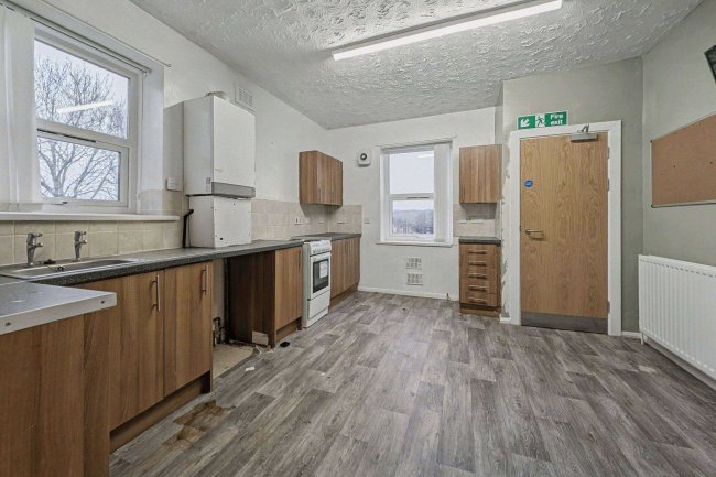 1/1A Tynevale Terrace, Bensham, Gateshead, Tyne & Wear, NE8 2XY 92