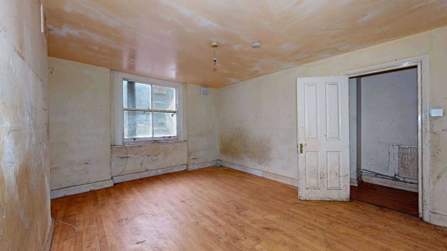 Flat A, 15 Stanlake Villas, Shepherds Bush, London, W12 7EX 1