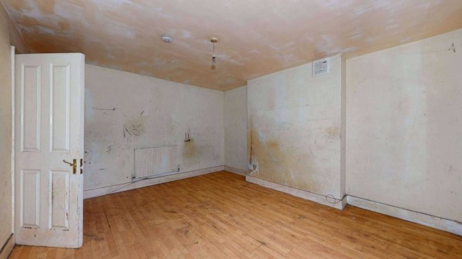 Flat A, 15 Stanlake Villas, Shepherds Bush, London, W12 7EX 1