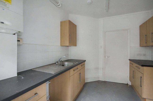 64 Belgrade Road, Stoke Newington, London N16 8DJ 10