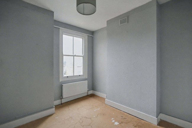 64 Belgrade Road, Stoke Newington, London N16 8DJ 10