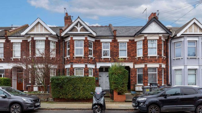Flat B, 69 Temple Road, Cricklewood, London, NW2 6PN 4