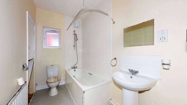 Flat B, 69 Temple Road, Cricklewood, London, NW2 6PN 4