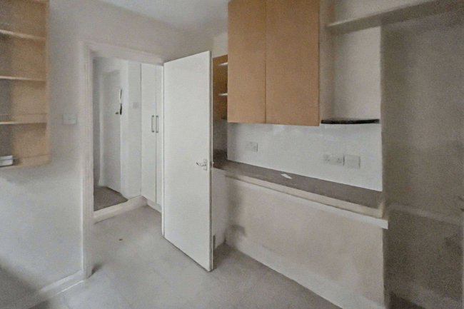 Flat A, 25 Trevor Road, Wimbledon, London, SW19 3PW 18