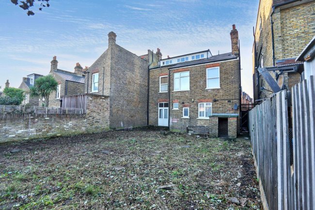 Flat 1, 104 Goldsmith Avenue, Acton, London, W3 6HW 2