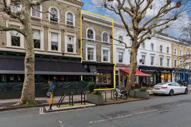 85 Hammersmith Grove, London, W6 0NQ 97