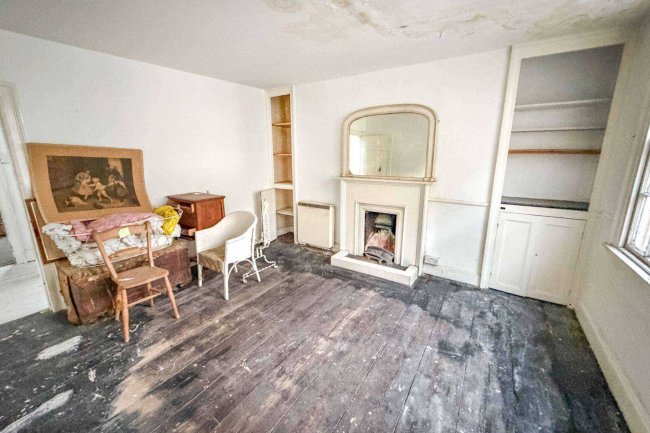 25 Broad Street, Bath, Somerset BA1 5LW 98