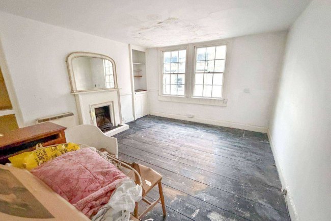 25 Broad Street, Bath, Somerset BA1 5LW 98