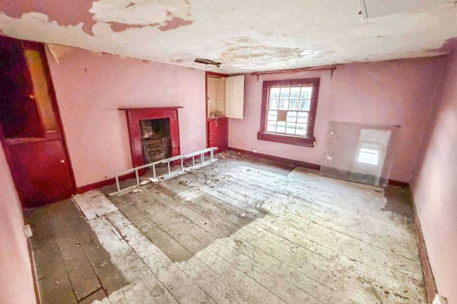 25 Broad Street, Bath, Somerset BA1 5LW 98