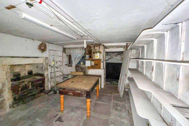 25 Broad Street, Bath, Somerset BA1 5LW 98