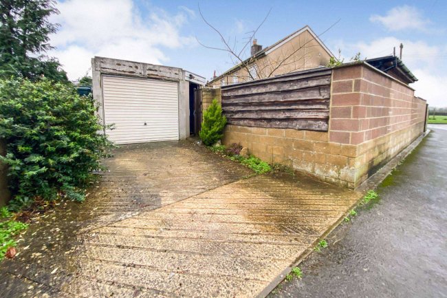 13 Newbourne Gardens, Lower Stanton St Quintin, Chippenham, Wiltshire, SN14 6BX 9