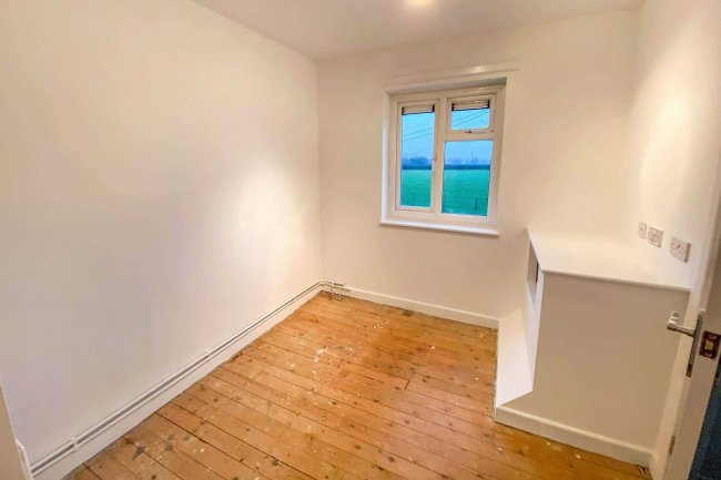 13 Newbourne Gardens, Lower Stanton St Quintin, Chippenham, Wiltshire, SN14 6BX 9