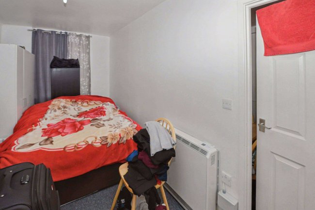 23 Nicholls Street, Coventry, CV2 4GY 7